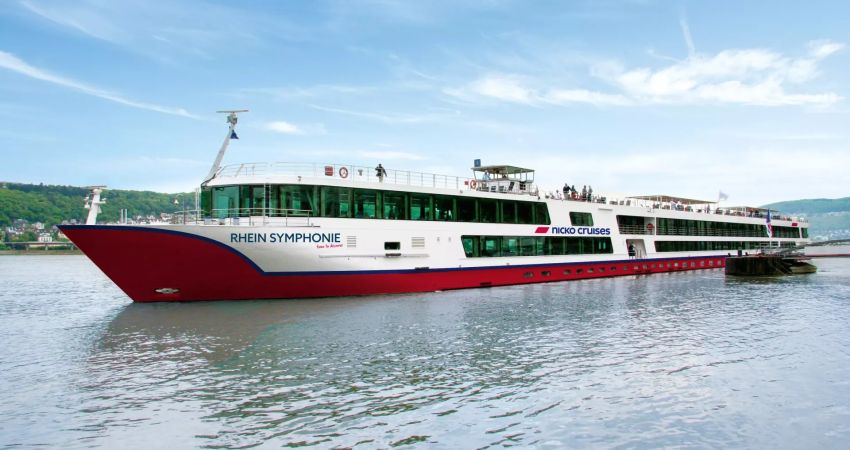 4-Day Tour of the Rhine River Aboard the Superior Rhein Symphonie – Colorful Christmas Markets Tour