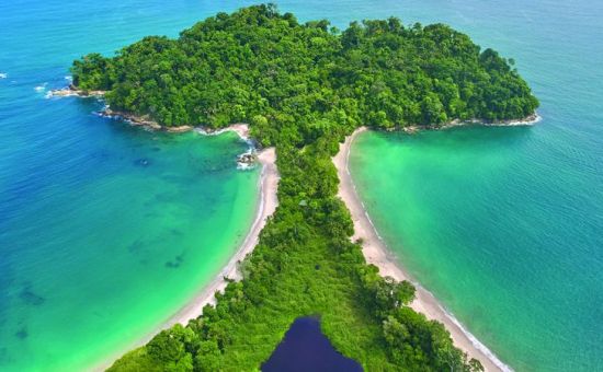Costa Rica Essential